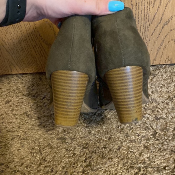 Heeled booties! - Picture 2 of 3